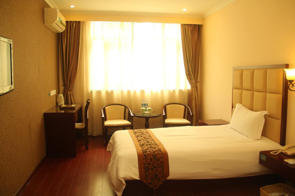 Greentree Inn Guangdong Guangzhou Jichang Road Express Hotel Zimmer foto